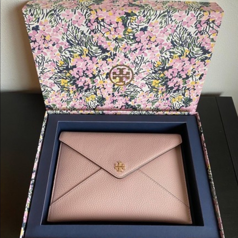 Tory Burch pink/yellow carter leather envelope trio set . Brand new never used.